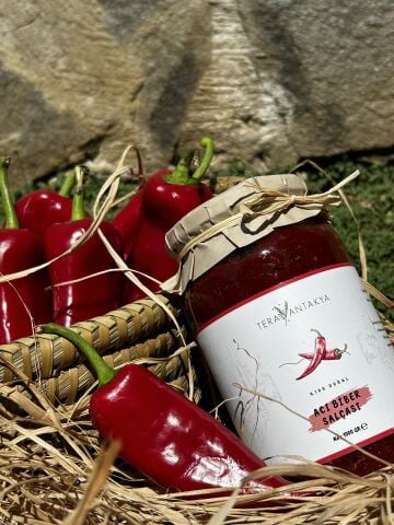 Acı Biber Salçası 1000 Gr